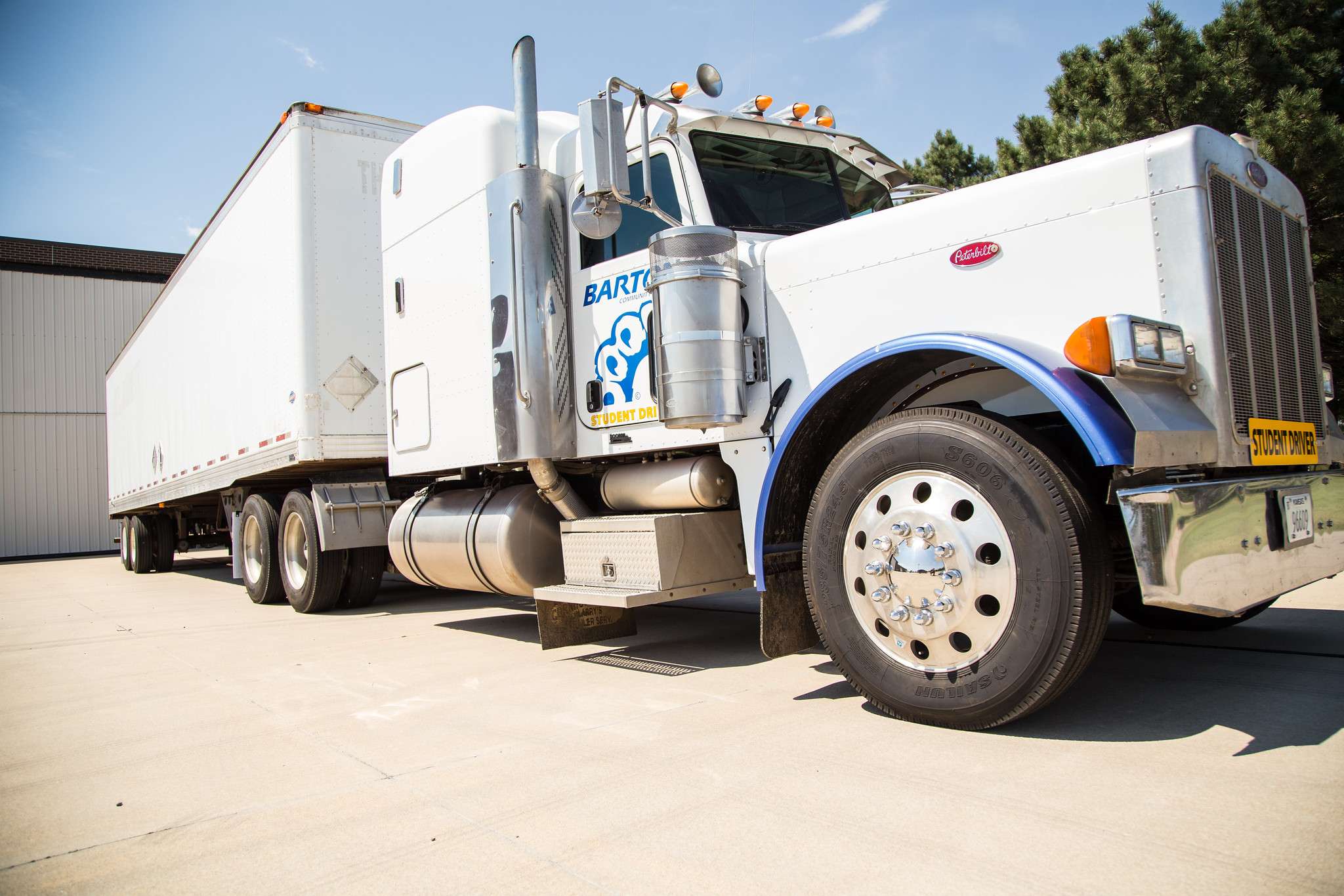 IRS reminding truckers tax deadline is August 31
