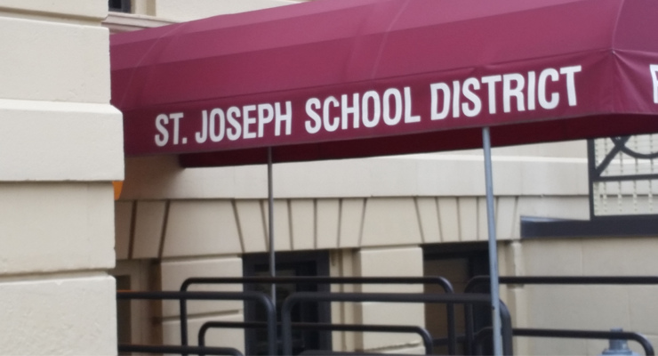 St. Joseph educator signs letter to Missouri DHSS, urging vaccines for teachers ASAP