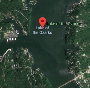 Missouri man dead, 3 injured after boat strikes rock bluff