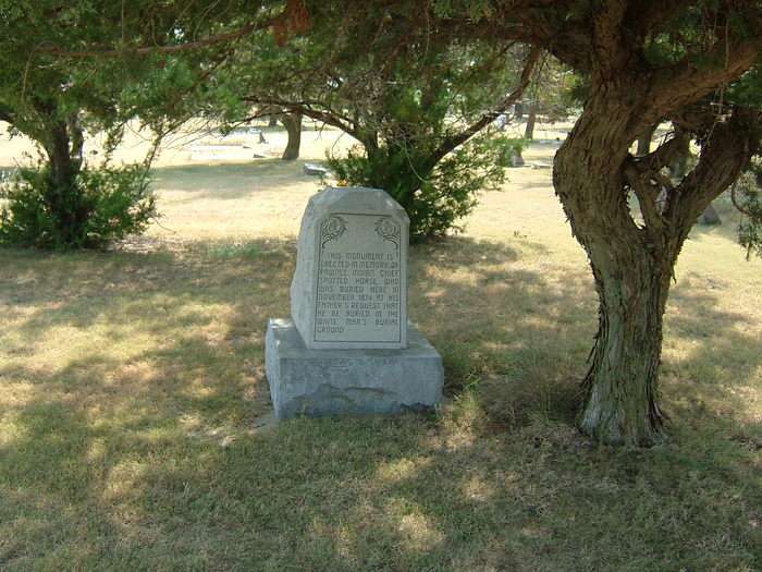 Spotted Horse 1952 tombstone Bunker Hill Cemetery