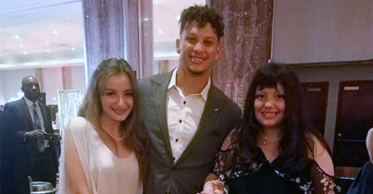 Patrick Mahomes Visits Children's Mercy 