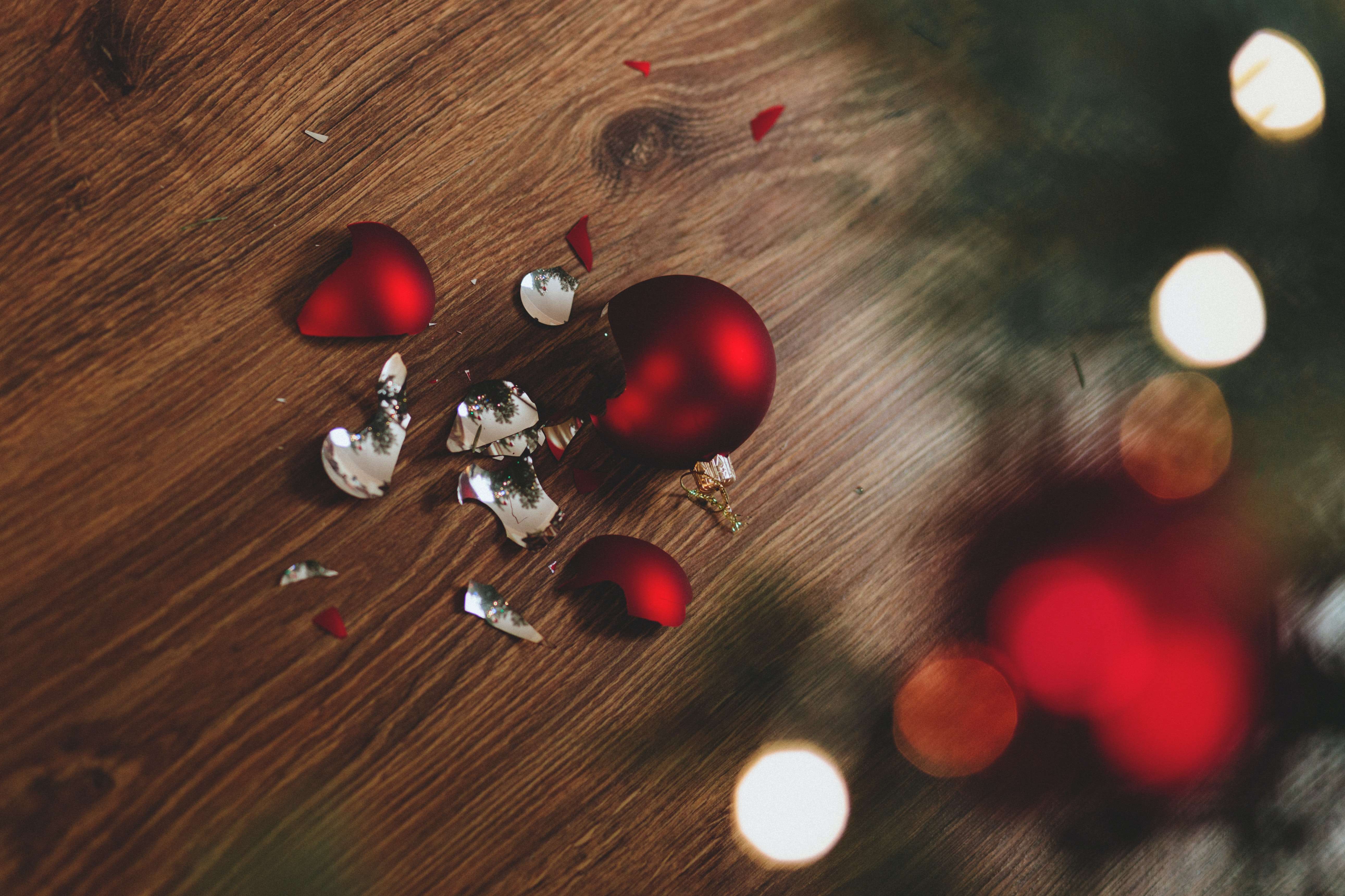 Photo by&nbsp;<a href="https://unsplash.com/@freestocks?utm_source=unsplash&amp;utm_medium=referral&amp;utm_content=creditCopyText">freestocks</a>&nbsp;on&nbsp;<a href="https://unsplash.com/s/photos/bad%2C-christmas?utm_source=unsplash&amp;utm_medium=referral&amp;utm_content=creditCopyText">Unsplash</a>