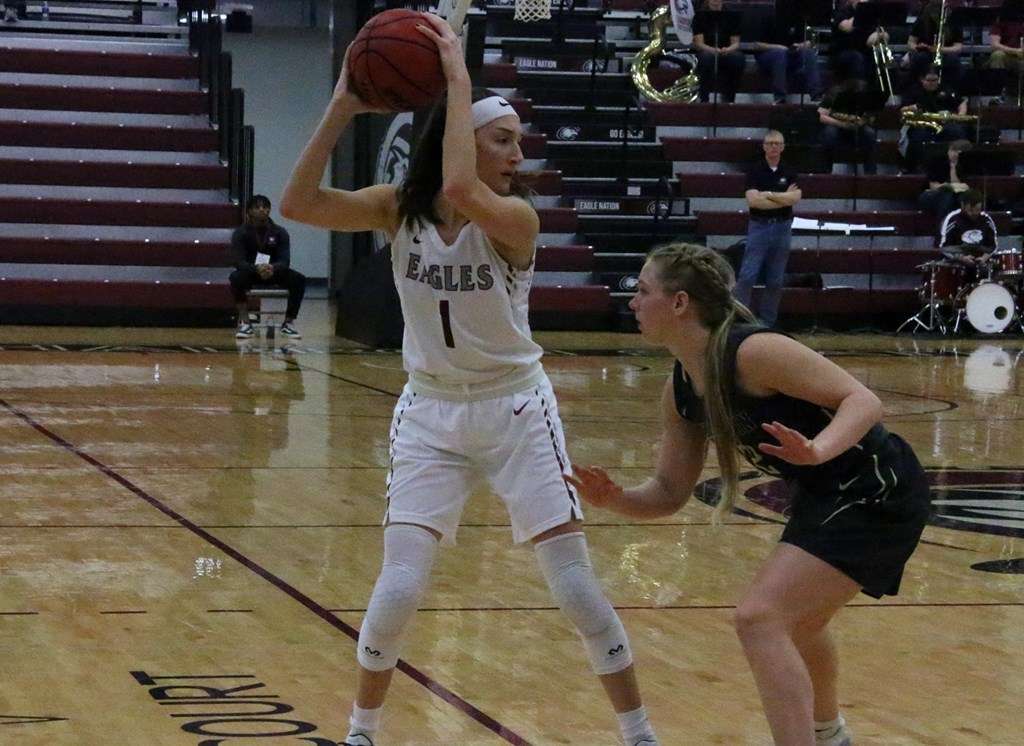 Taryn Foxen - CSC Athletics