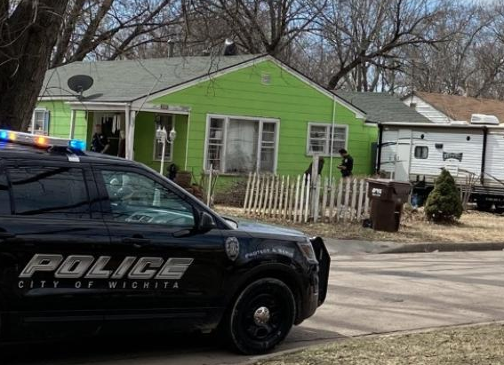 Police on the scene of Sunday's shooting investigation -photo courtesy KWCH