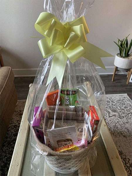 <b>Movie basket</b>&nbsp;includes: movie candy, (Mike and Ike’s, Hot Tamales, Skittles, Starburst and Reese’s Pieces)&nbsp; movie popcorn, granola bar, fruit snacks and cookie mix. Winner announced on&nbsp;<b>April 19</b>.