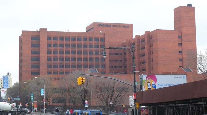 <b>Lincoln Hospital in the Bronx.</b> Photo courtesy&nbsp;Jim Henderson / CC0