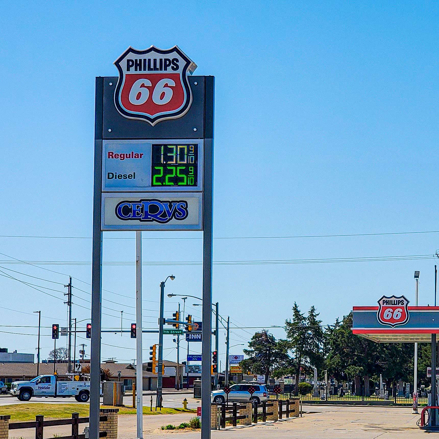 As gas prices across Kansas drop to their lowest prices in decades, 87 octane fuel in Hays ranged from $1.30 to $1.51 late Thursday morning.