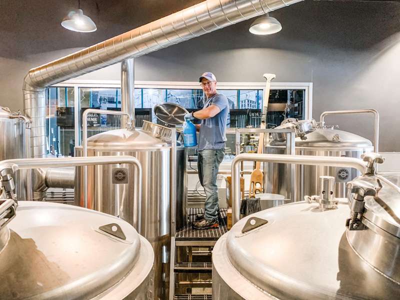 <b>Making the sanitizer at Blue Skye.</b> Photo courtesy <a href="https://www.facebook.com/blueskyebrewery/">Blue Skye Brewery and Eats</a> Facebook page