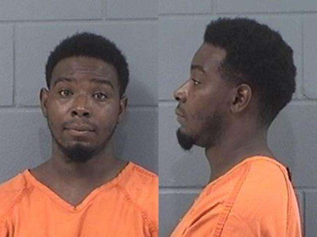 Demetria Scott, Criminal damage to property, Aggravated domestic battery, Possession of marijuana, Possession of drug paraphernalia, Arrested 7/25