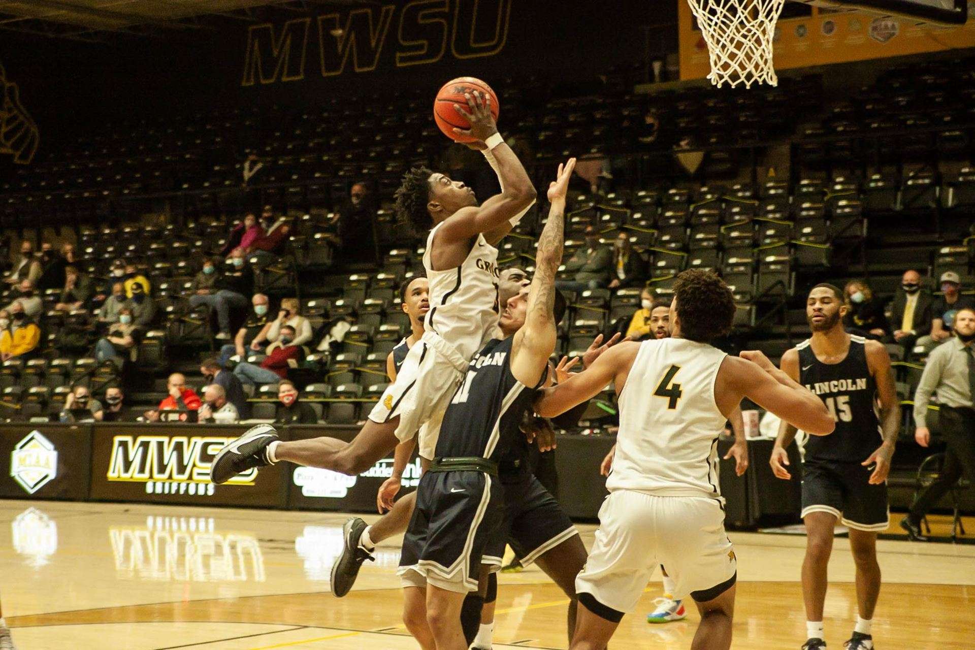 Missouri Western men's basketball has been inactive since Jan. 14 due to positive COVID-19 tests within the program. Photo courtesy of GoGriffons.com.