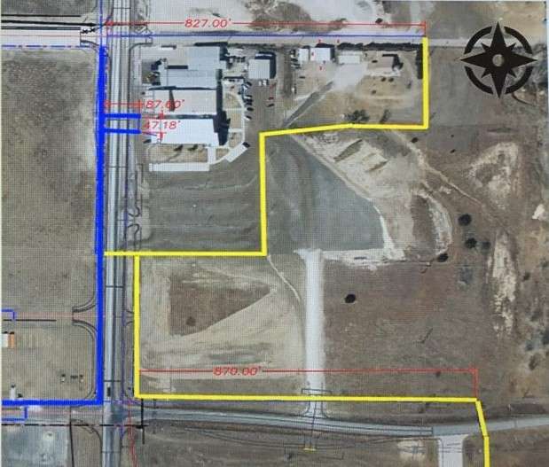 The new water line is represented by the blue line along 230th Ave. The existing TRWD #2 line is represented by the yellow line east of 230th Ave. (Courtesy city of Hays)&nbsp;