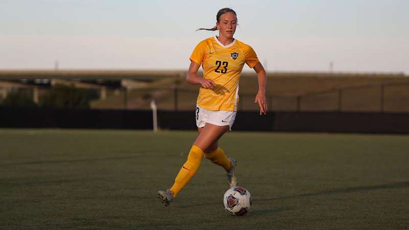 <b>Emily Hutchings. </b>Photo by Tylee Biera courtesy fhsuathletics.com