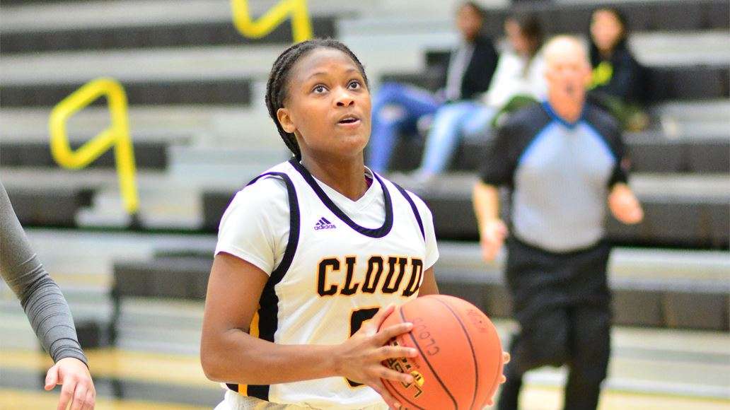 <b>Rori Cox scored a team-high 16 points in a 71-62 road loss to McCook on Tuesday night.</b> Photo by Jessica LeDuc courtesy <a href="http://cloudtbirds.com">cloudtbirds.com</a>