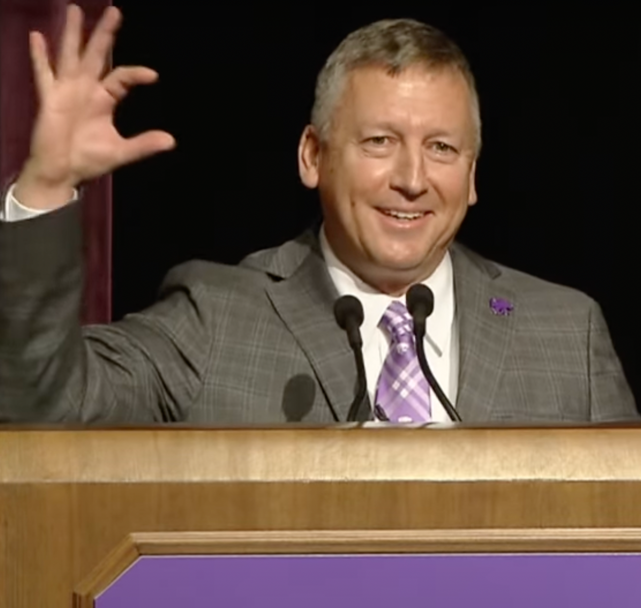 Political Leaders From Across Kansas Welcome New K State President