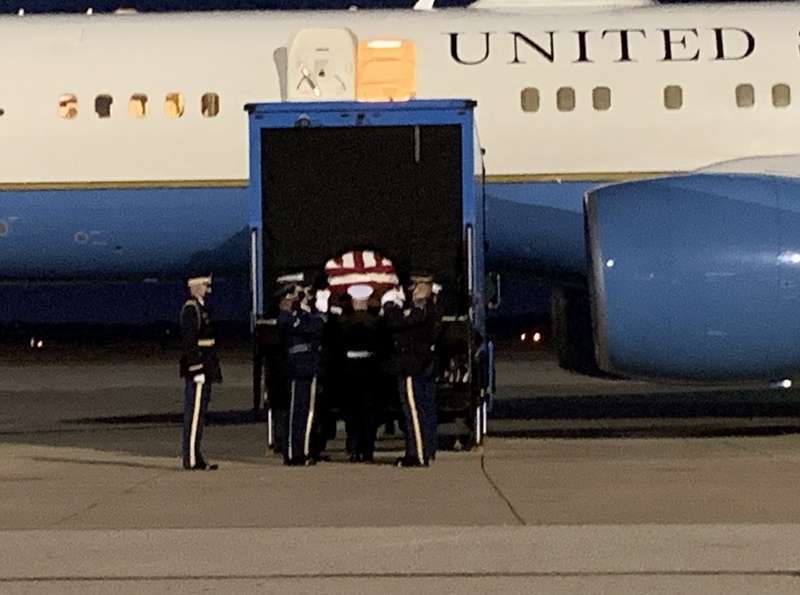 Dole's casket arriving at the airport in Salina photo by Leslie Eikleberry&nbsp;