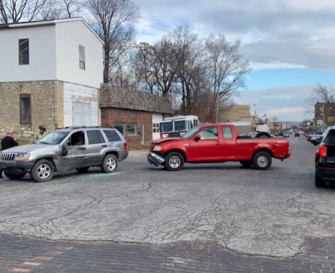 Four were injured in a 2-vehicle crash Friday in Athison-photo Atchison Police