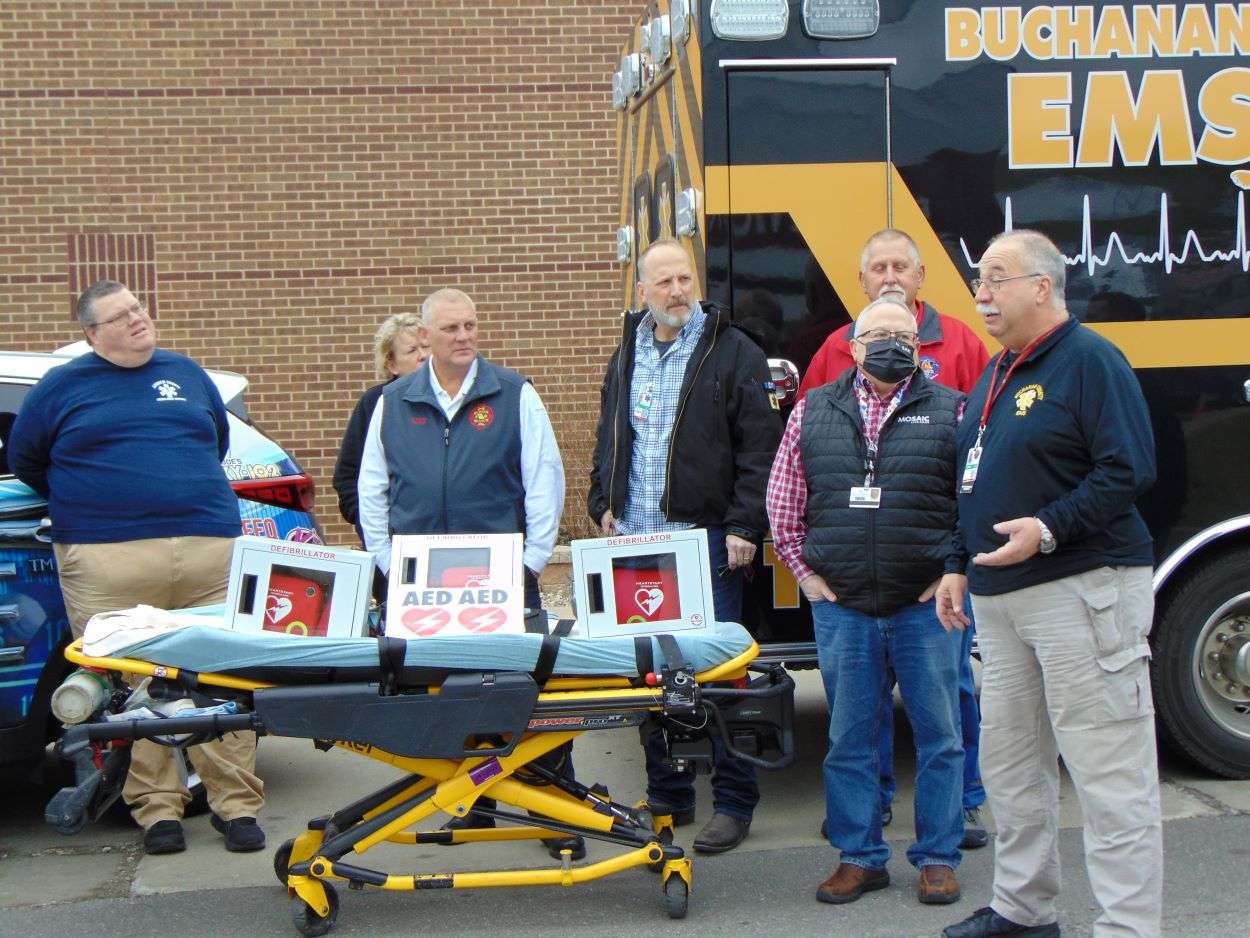 Buchanan County EMS Operations Director Steve Groshong speaks before AEDs are distributed to various agencies/Photo by Brent Martin