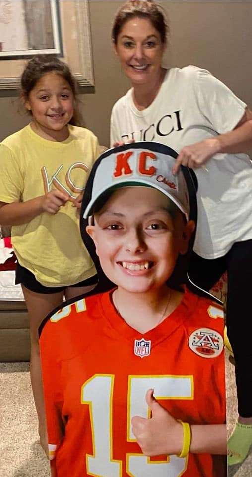 Local teen with cancer 'attends' Super Bowl with Mahomes