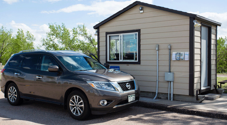 A new gatehouse installed at Lake McConaughy gives park guests a place to purchase permits and get answers to questions about the area. (Nebraskaland Magazine/NGPC)