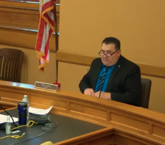 Senate Commerce Committee Chair Rob Olson
