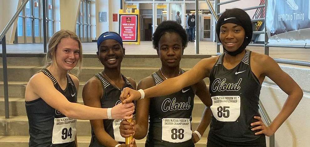 <b>Kya Johnson, Ludjenie Mondesir, Abigail Fisher, and Passion Crews teamed up for an NJCAA Region VI Championship-winning distance medley relay on Saturday.</b> Photo courtesy <a href="http://cloudtbirds.com">cloudtbirds.com</a>