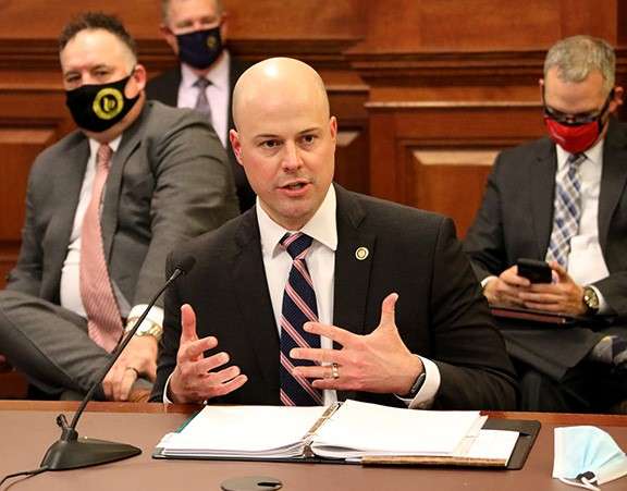 Sen. Tony Luetkemeyer testifies on SB 129 at the state Capitol/Photo courtesy of Sen. Luetkemeyer's office