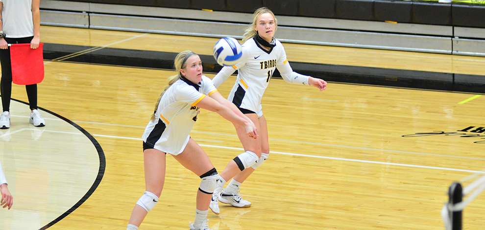 <b>Natasha Dooley had a career-high 28 digs in a five-set win over Central on Saturday night.</b> Photo courtesy <a href="http://cloudtbirds.com">cloudtbirds.com</a>
