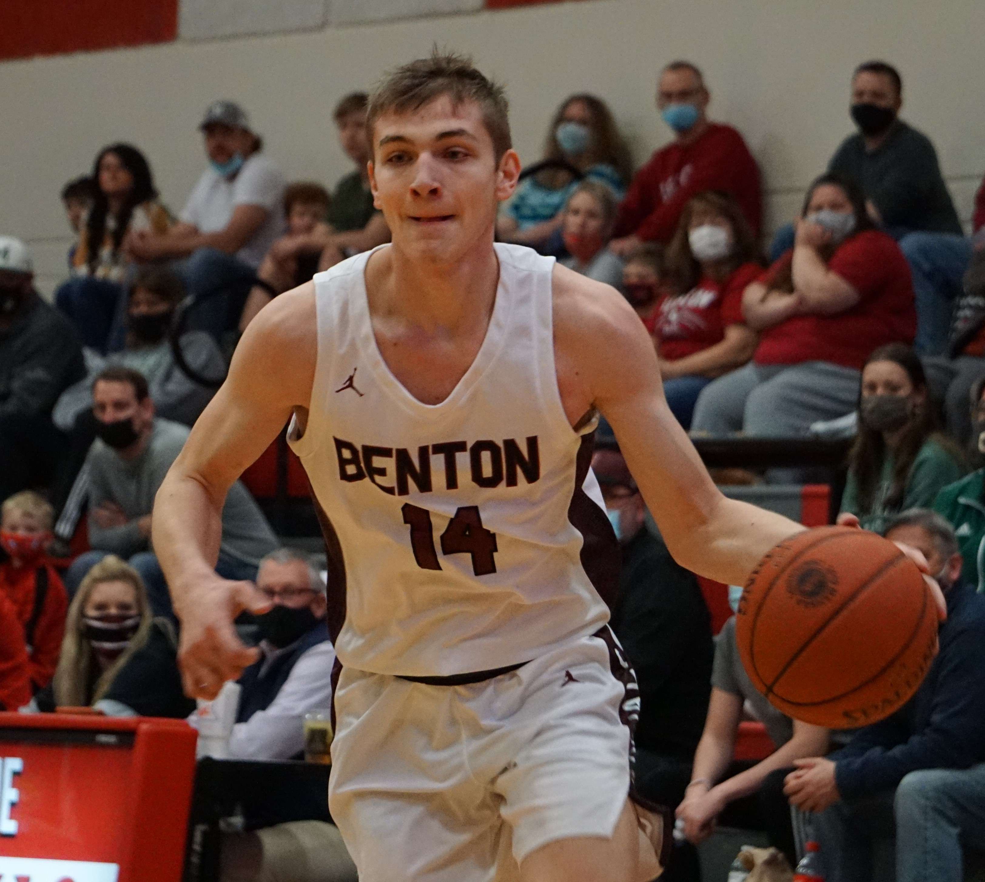 Benton's Richard Coy III dribbles the ball in the second half during the Cardinals' 53-48 win over Maryville in the Class 4 District 16 semifinal. Photo by Tommy Rezac.
