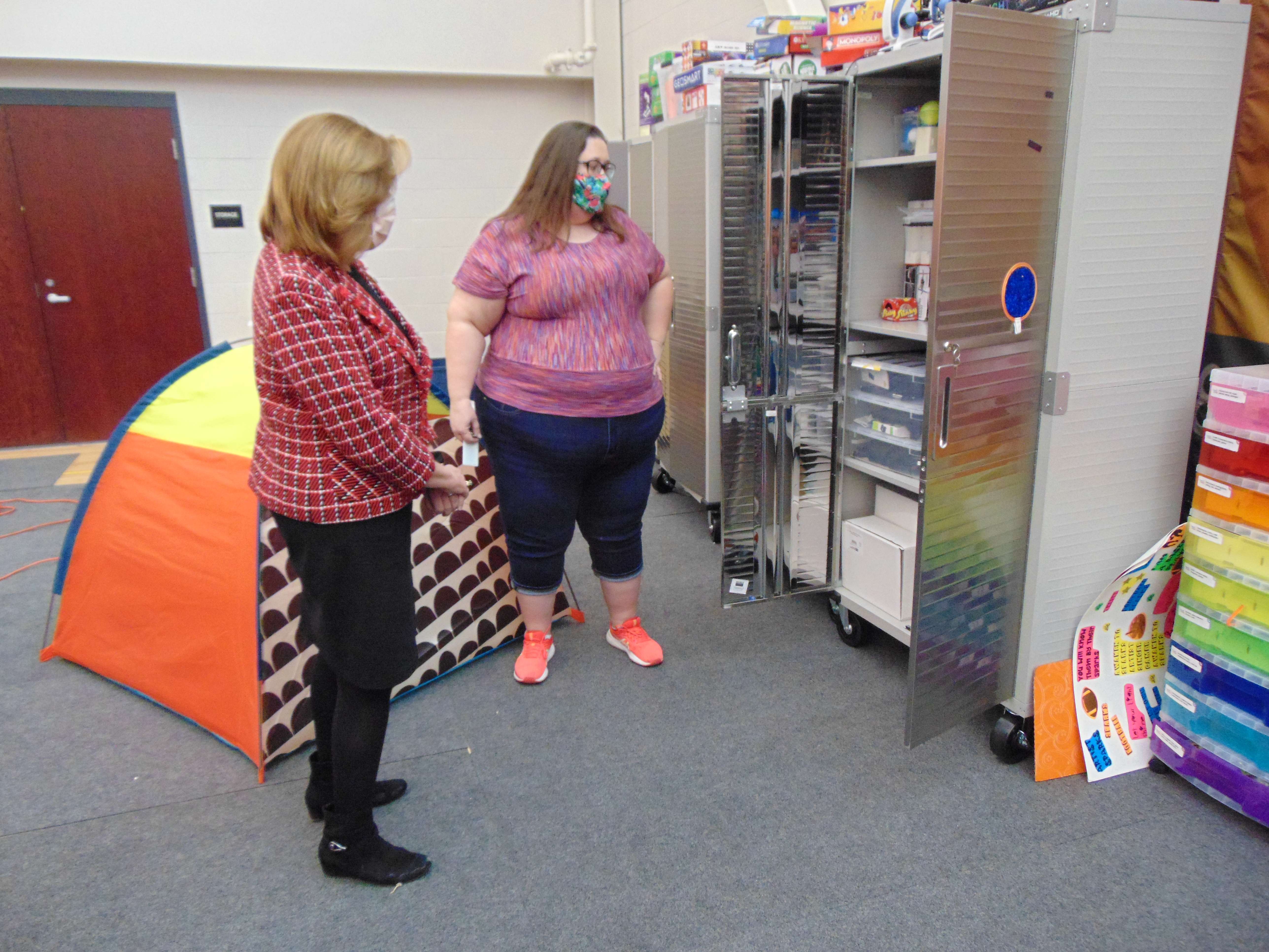 St. Joseph Rep. Brenda Shields visits InterServ Friday afternoon. Photo by Whitnee Ice.