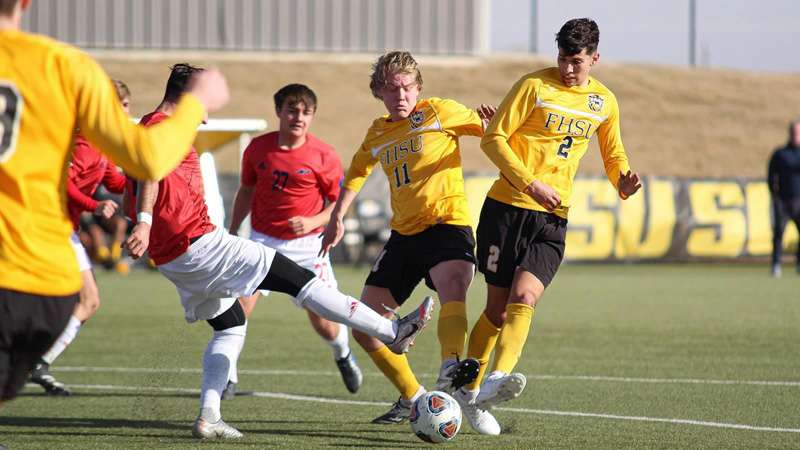 <b>FHSU's Antonio De La Torre.</b> Photo by Tylee Biera courtesy <a href="http://fhsuathletics.com">fhsuathletics.com</a>
