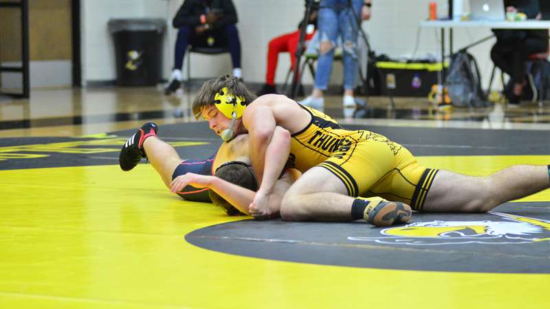 <b>Zach Ferris won the lone match of the night for Cloud County with a 4-1 win at 197 lbs.</b> Photo by Jessica LeDuc courtesy <a href="http://cloudtbirds.com">cloudtbirds.com</a>