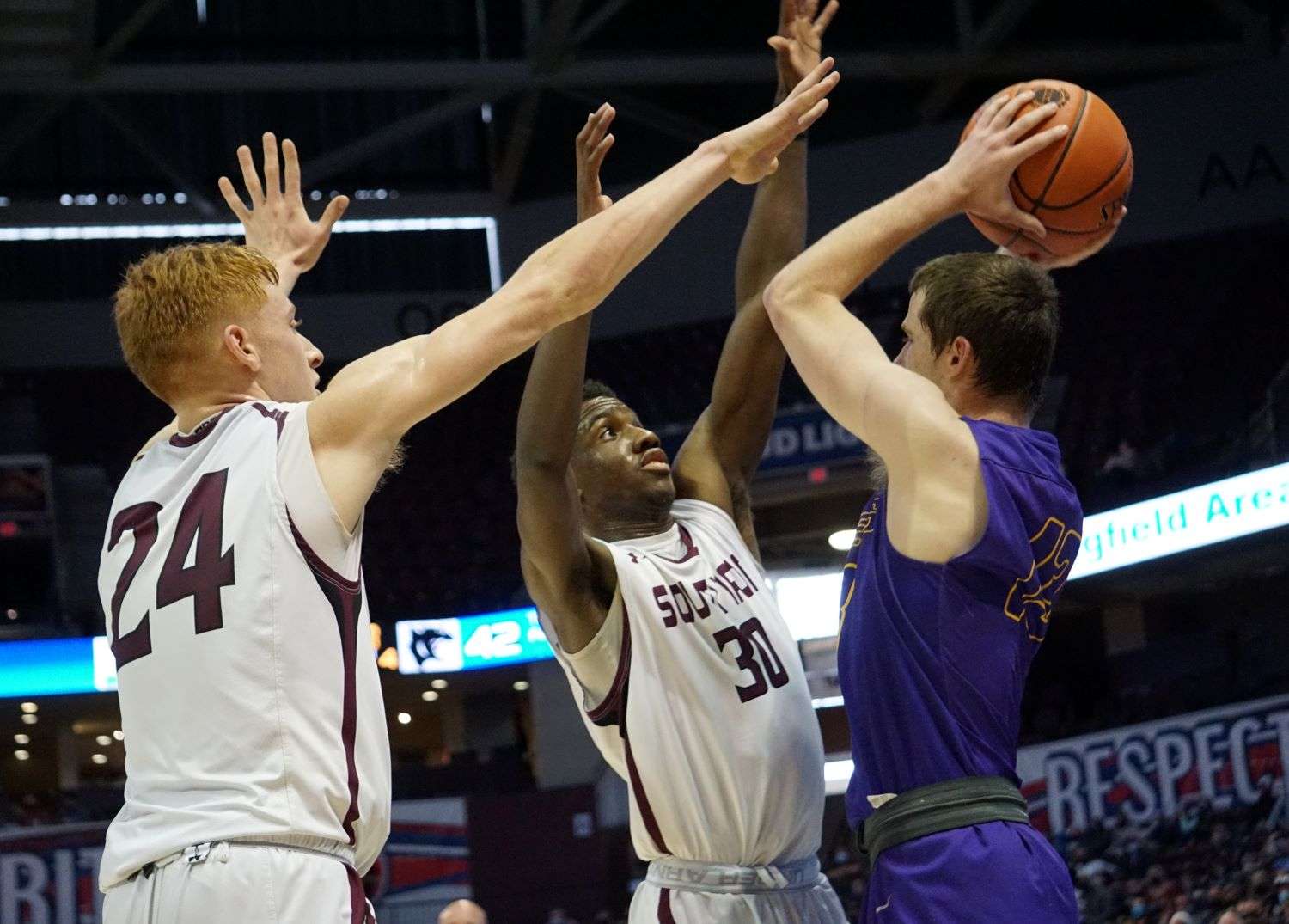 Mound City junior guard Tony Osburn gets double-guarded in the corner in the second half of the Class 1 boys' state basketball championship in Springfield on Saturday. Photo by Tommy Rezac.