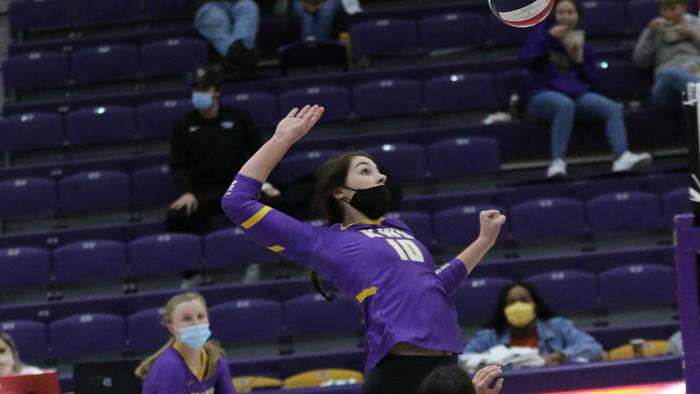KWU's Elizabeth Hardacre. Photo courtesy <a href="http://kwucoyotes.com">kwucoyotes.com</a>