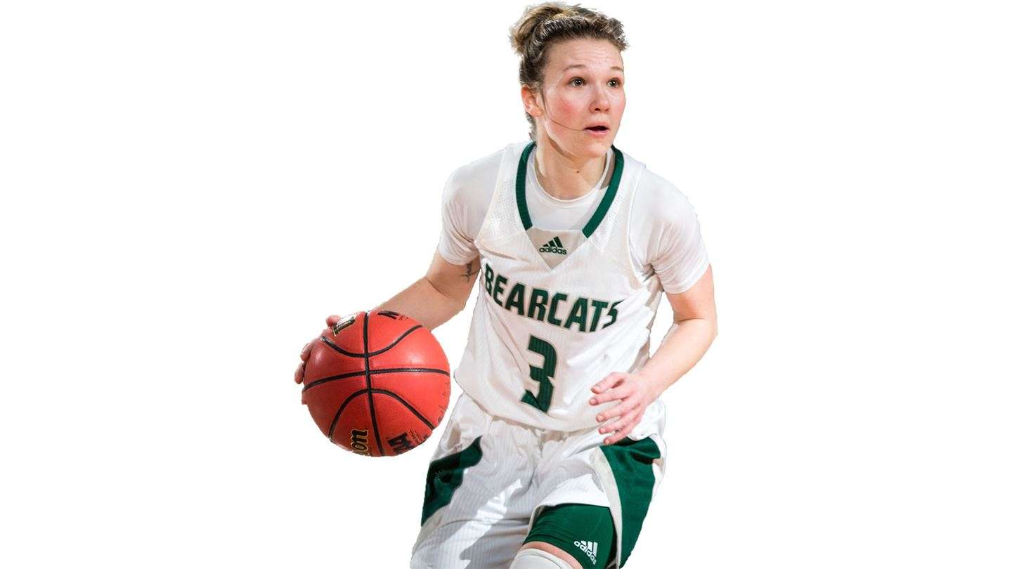 Photo via BearcatSports.com.