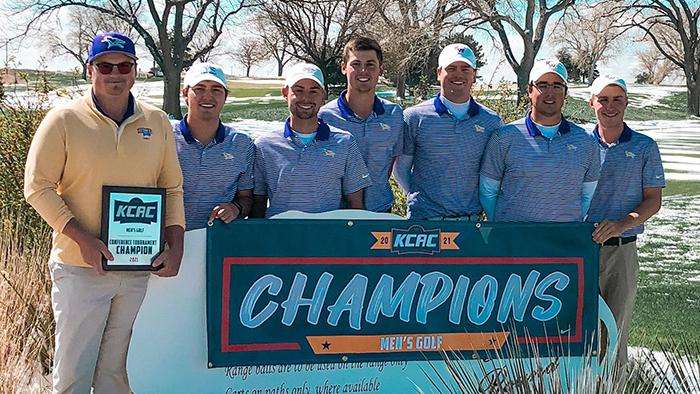 Photo courtesy <a href="http://kwucoyotes.com">kwucoyotes.com</a>