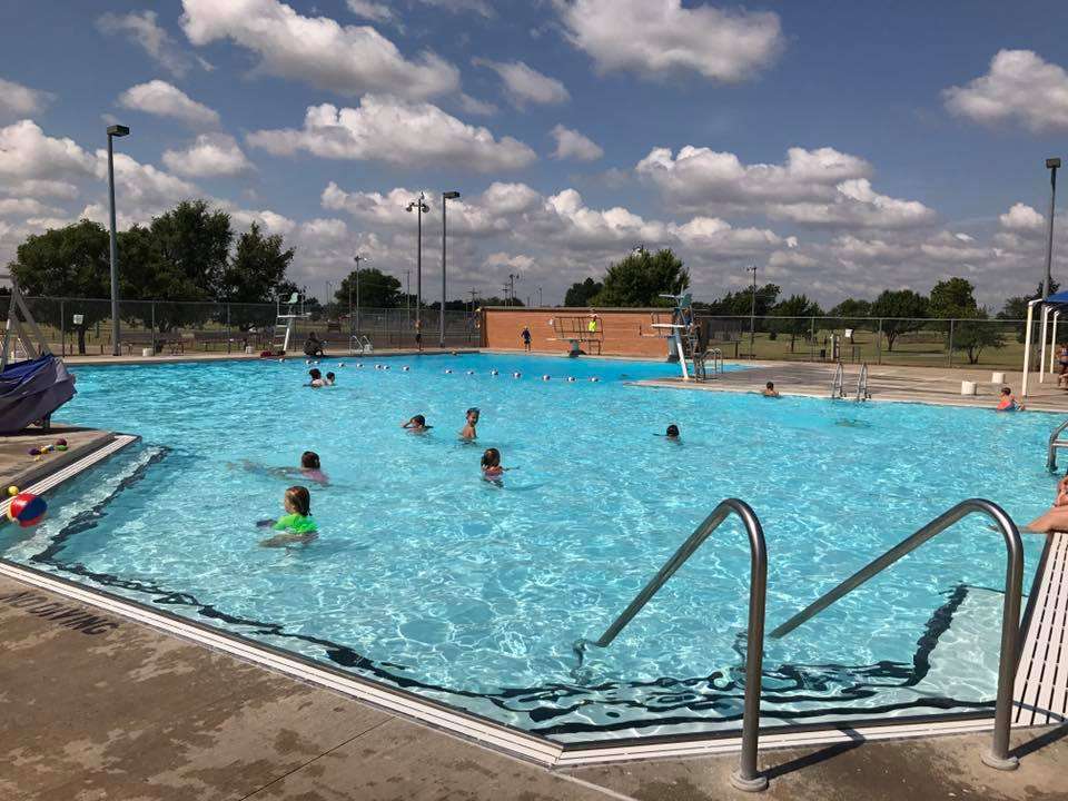 Something for everyone with Hoisington’s plans for new pool