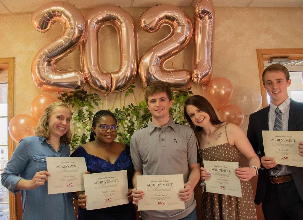 Chadron State College students pose at the Health Professions Honors Banquet April 22, 2021, at Country Kitchen. From left, Jessica Badje of Hay Springs, Neb., Chinaza Nwosa of Lagos, Nigeria, Ethan Roby of Grand Island, Neb., Lindsay Scanlan pf Minden, Neb., Cole White of Green River, Wyo. Masks were worn before and after photographs. Not pictured: Jasmine McAliley, Korissa Runyan, Hailey Snyder, Emma Stewart, Shelby Wetz. (Tena L. Cook/Chadron State College)