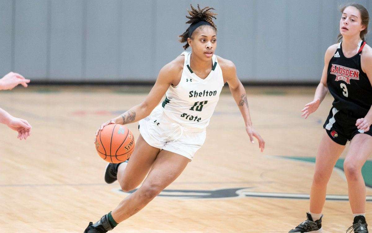 Connie Clark. Courtesy GoGriffons.com.