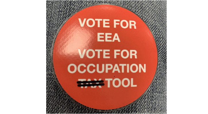 Button worn by attendees at the May 18 council meeting.