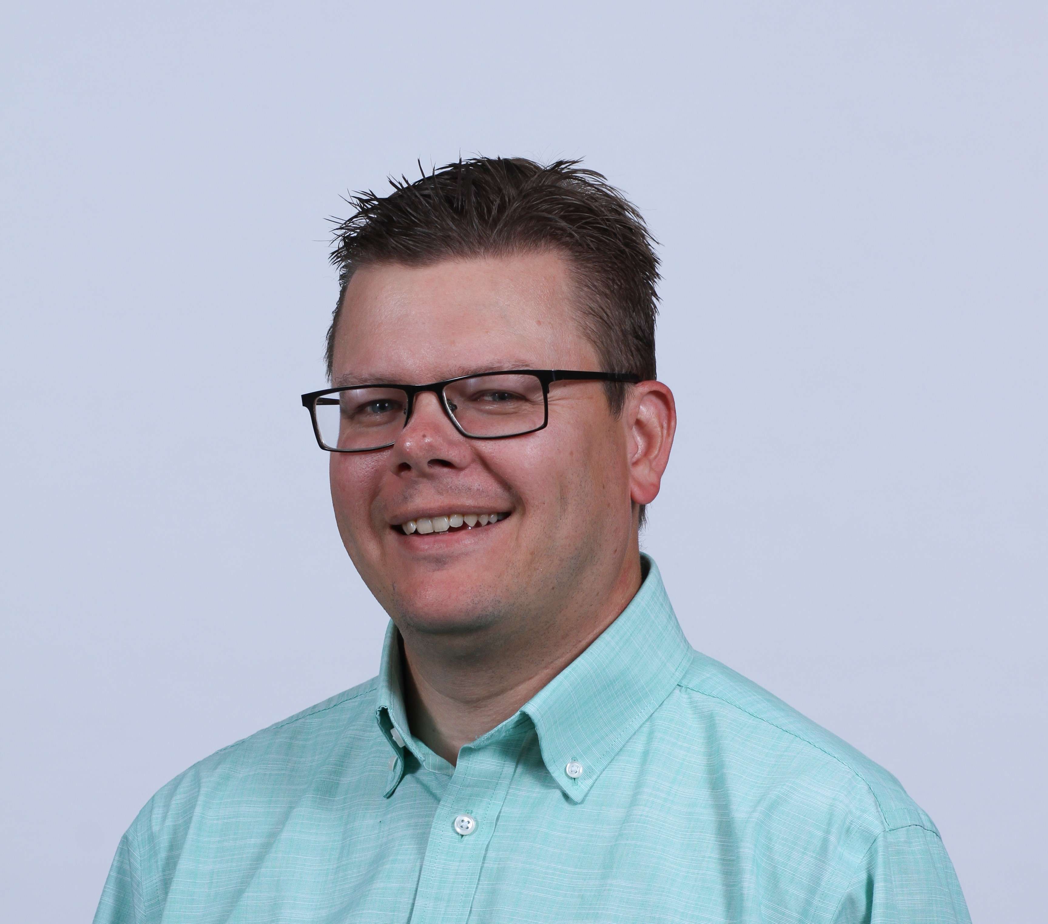 Matt Althouse, Eagle Radio General Manager in Great Bend, received the Rising Star Award from the Kansas Association of Broadcasters. Althouse will receive his award at the annual KAB awards ceremony Oct. 24, 2022.