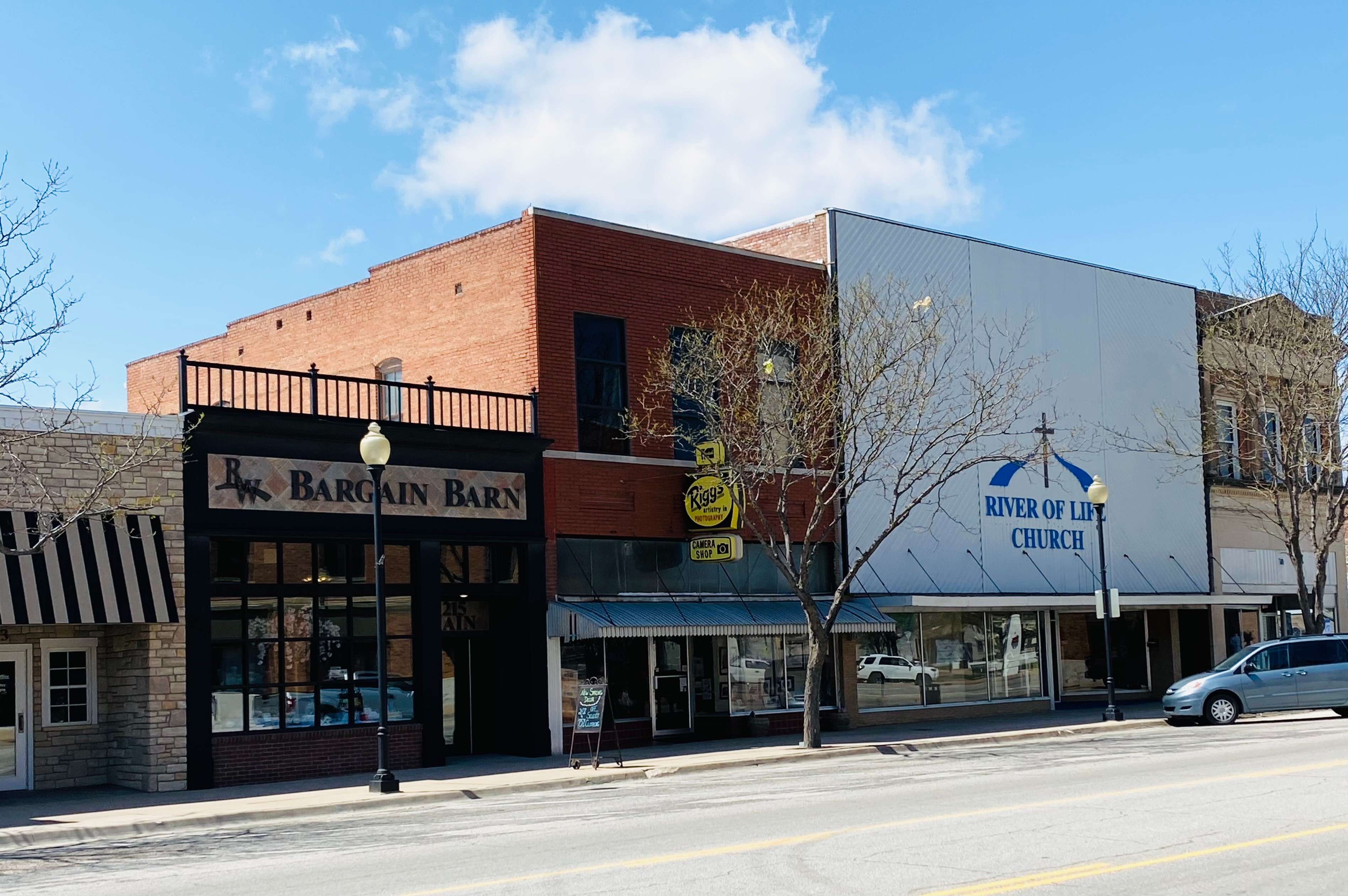 Helping out historic downtown Great Bend buildings