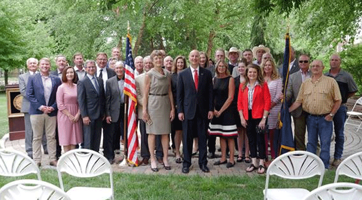 <b><i>Gov. Ricketts is joined by county commissioners and ag leaders&nbsp;</i></b><b><i>from across the state for an Executive Order signing ceremony.</i></b>