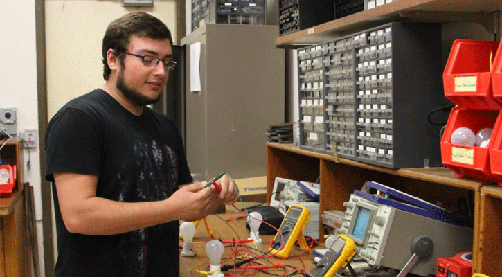 <i>Taylor Hills, of North Platte, completes a project in an Electrical Technology class at North Platte Community College as part of the&nbsp;Kiewit Scholars program. Applications for this year’s Kiewit Scholars program are now open.</i>