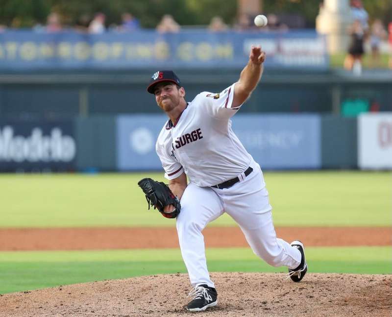 <b>Bryan Sammons picked up the win.</b> Photo courtesy Wind Surge