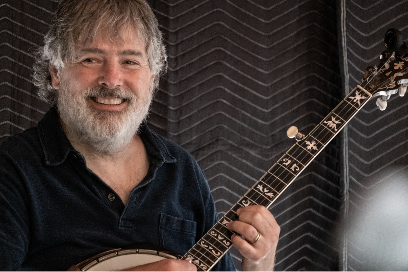 Béla Fleck. Photo by Alan Messer courtesy Stiefel Theatre