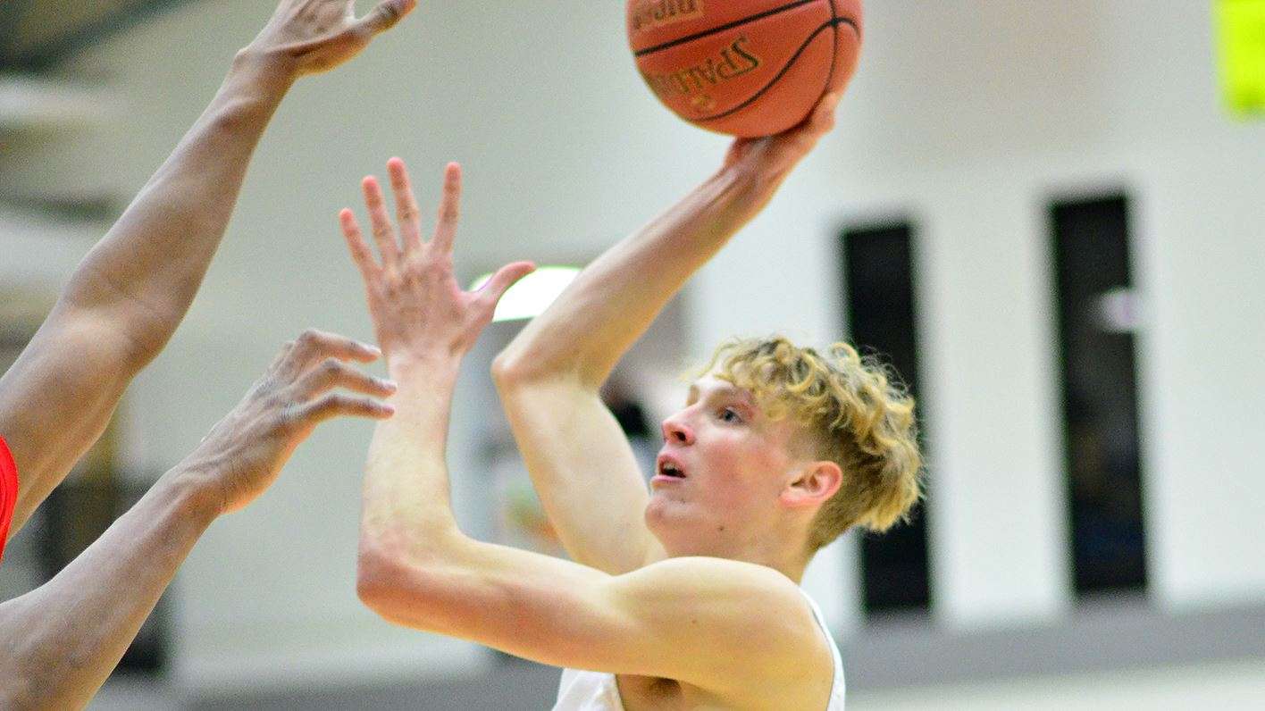 <b>Justin Graham had a career night, going for 26 points and finishing 14-15 from the charity stripe. </b>Photo by Jessica LeDuc courtesy <a href="http://cloudtbirds.com">cloudtbirds.com</a>