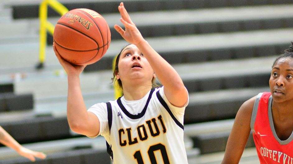 <b>Makayla Twyman netted a career-high 19 points to help Cloud County defeat Coffeyville 74-51.</b> Photo by Jessica LeDuc courtesy <a href="http://cloudtbirds.com">cloudtbirds.com</a>