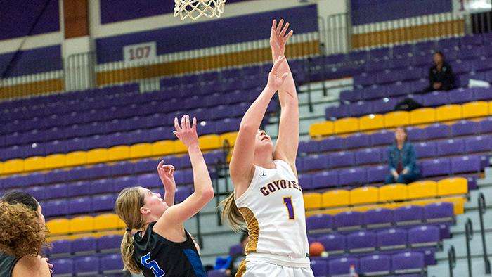 <b>Kelcey Hinz.</b> Photo courtesy <a href="http://kwucoyotes.com">kwucoyotes.com</a>