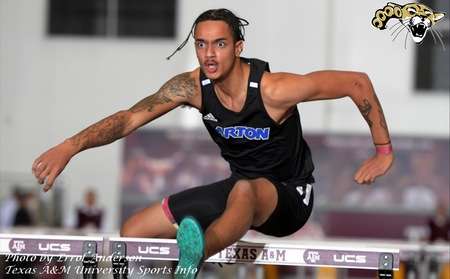 <b>Barton's GiAndre Lee at the 2022 Ted Nelson Invitational. Photo by Errol Anderson</b>