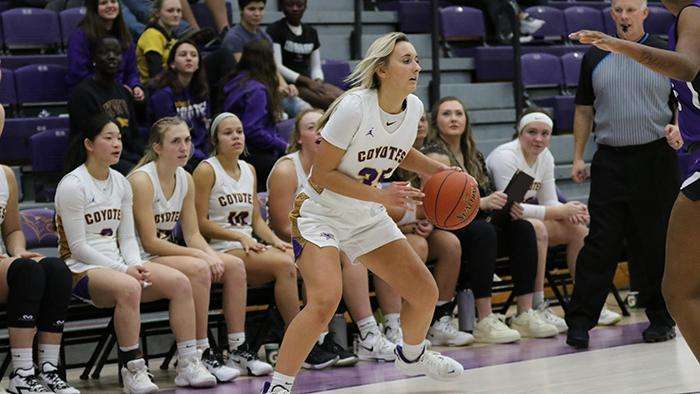 Photo courtesy <a href="http://kwucoytes.com">kwucoytes.com</a>